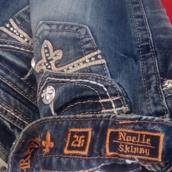 Rock Revival Women's 26 Skinny Noelle Bejeweled Rhinestones Distressed NWT - Picture 6 of 12